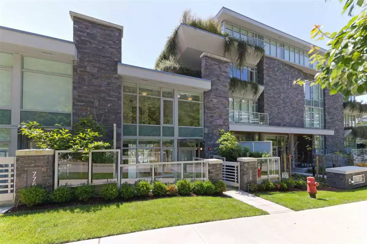 Outdoor Kitchen Photo of 778 Arthur Erickson Place, West Vancouver, BC