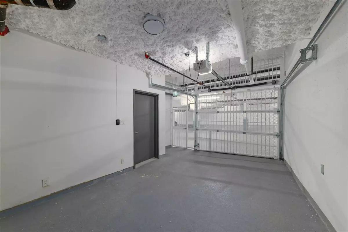 Swimming Pool Photo of 778 Arthur Erickson Place, West Vancouver, BC