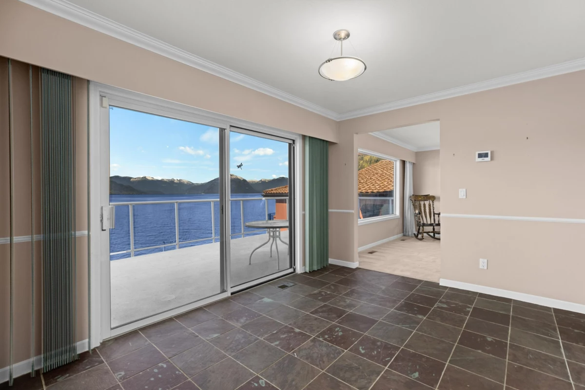 Bedroom 2 Photo of 4 Strachan Point Road, West Vancouver, BC