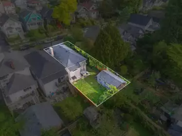 1732 E 3rd Avenue, Vancouver, BC, Vancouver — Single Family Residence for sale