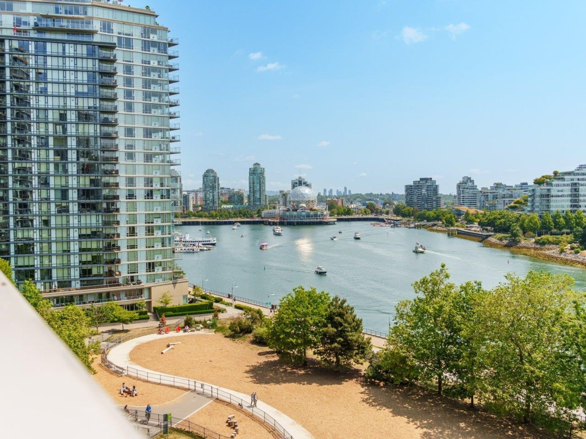 Garage Interior Photo of 1006 980 Cooperage Way, Vancouver, BC