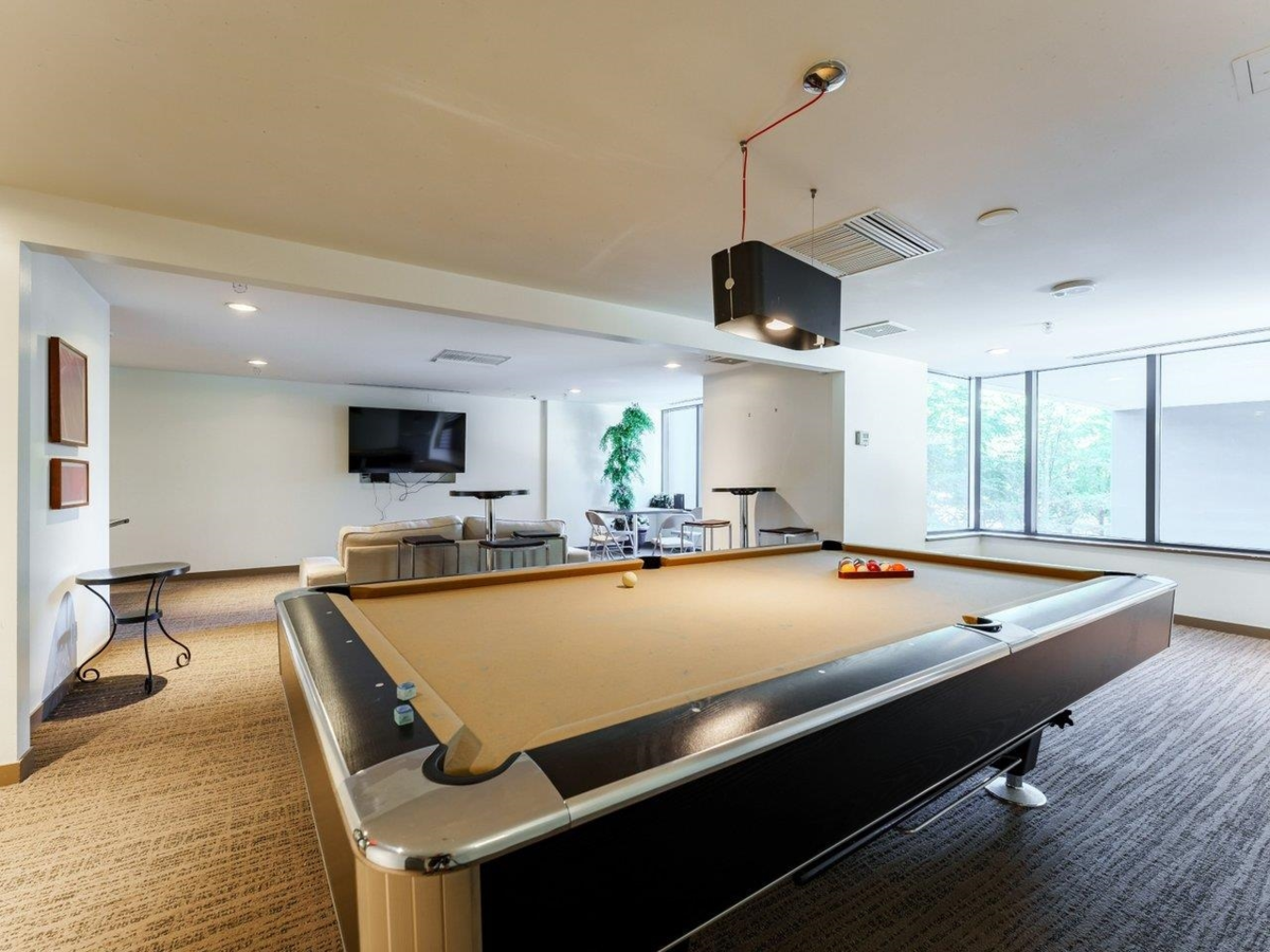 Hot Tub / Spa Photo of 1006 980 Cooperage Way, Vancouver, BC