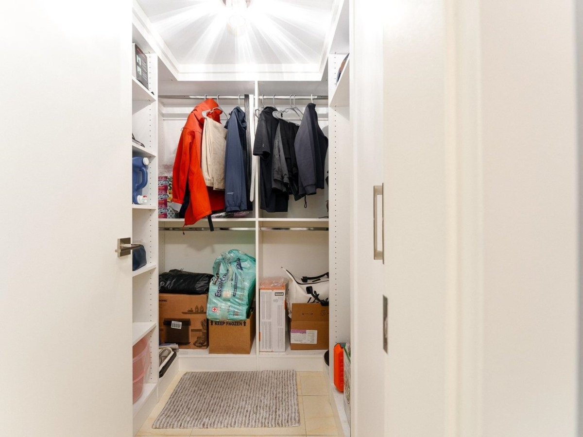 Outdoor Patio Photo of 1006 980 Cooperage Way, Vancouver, BC