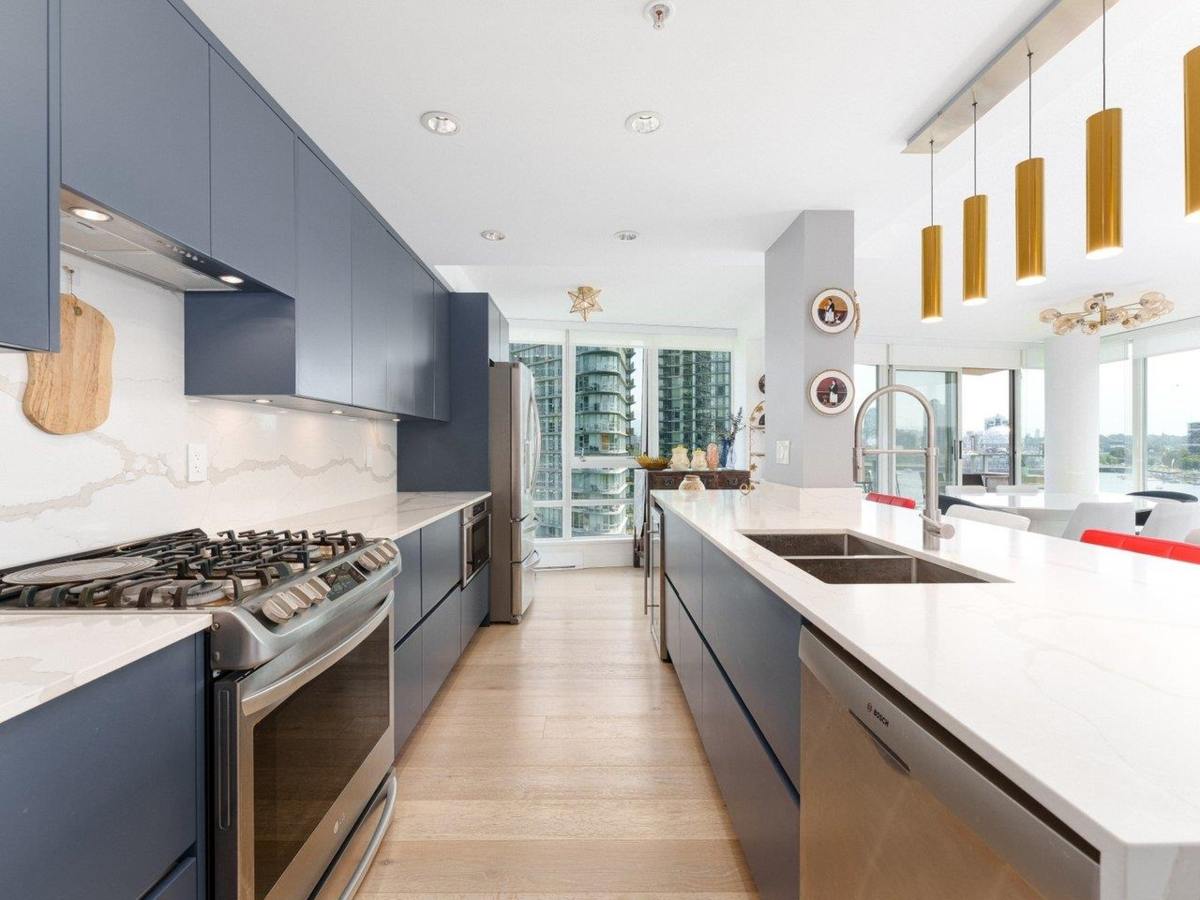 Pantry Photo of 1006 980 Cooperage Way, Vancouver, BC