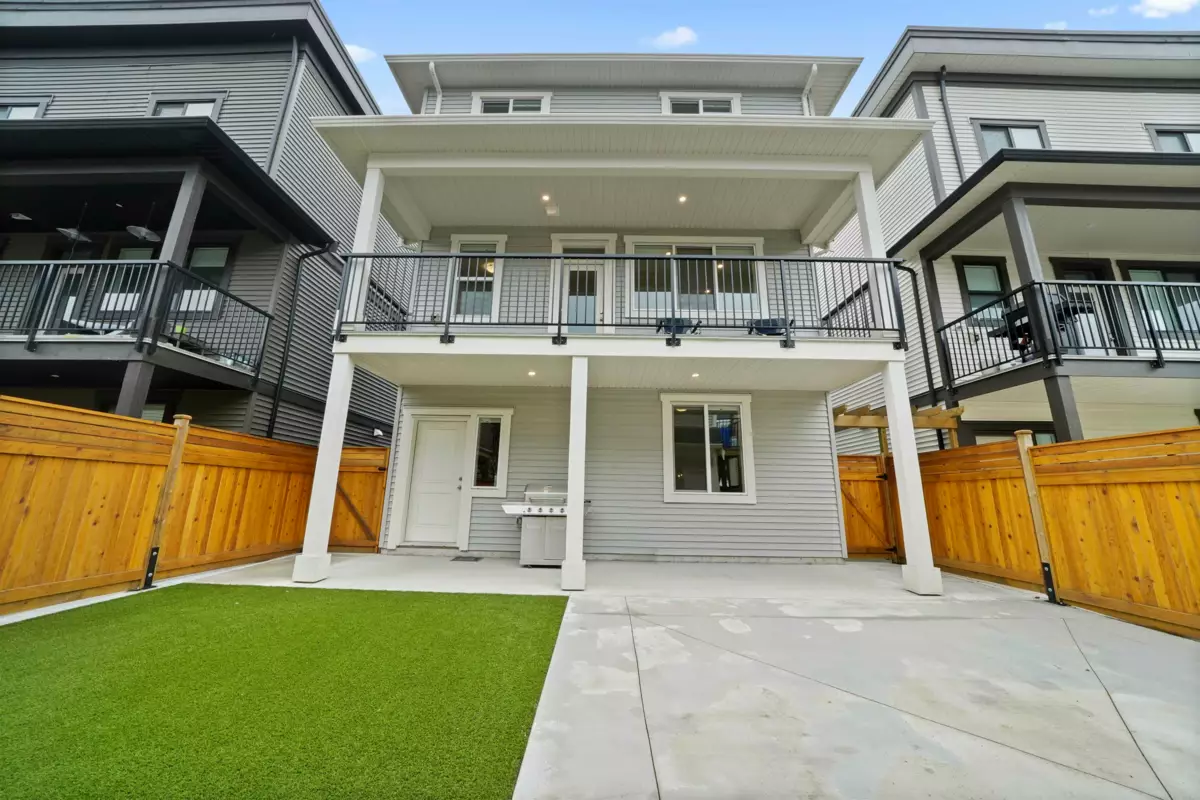 Garage Interior Photo of 7837 Cedarbrook Road, Chilliwack, BC