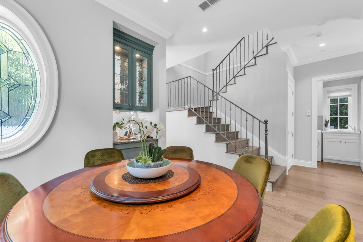 Basement Recreation Room Photo of 4348 Erwin Drive, West Vancouver, BC