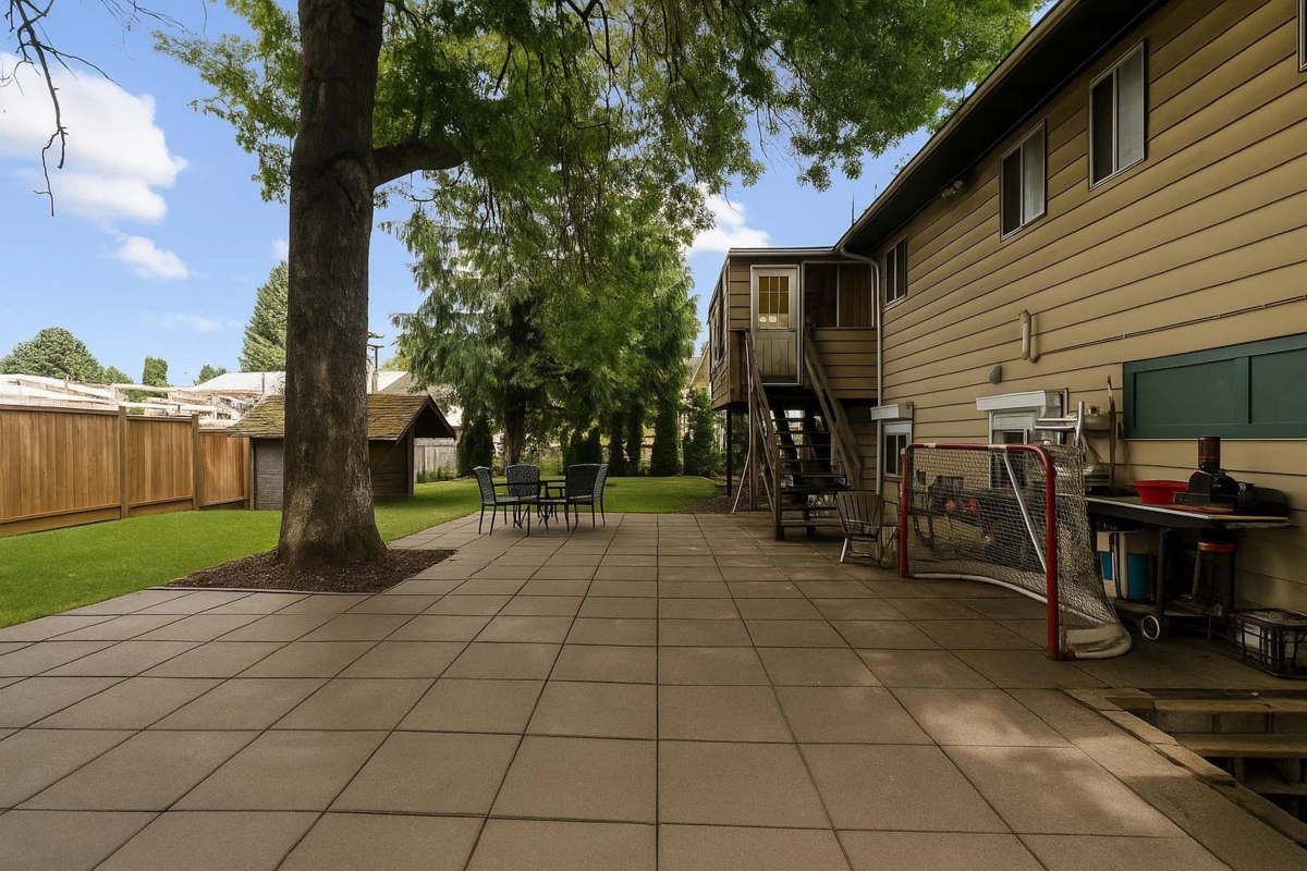 Backyard Photo of 11829 218 Street, Maple Ridge, BC