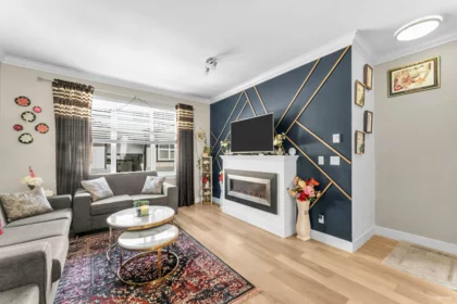 13 6350 142 Street, Surrey, BC, Surrey — Townhouse for sale