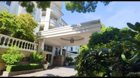 328 5735 Hampton Place, Vancouver, BC, Vancouver — Apartment/Condo for sale