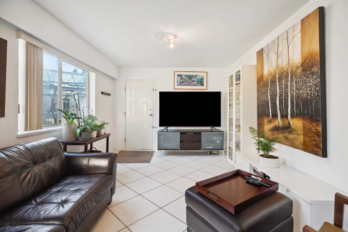 Front Yard Photo of 8710 151 Street, Surrey, BC