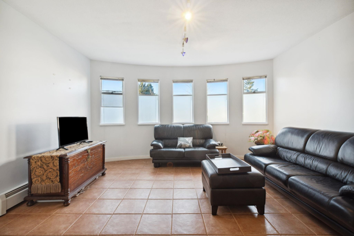 Garage Interior Photo of 8710 151 Street, Surrey, BC