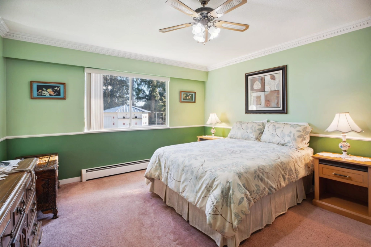 Hallway Photo of 8710 151 Street, Surrey, BC