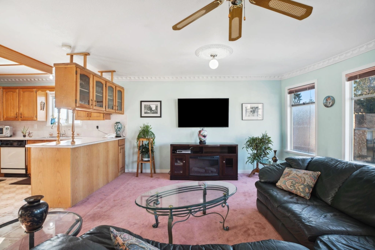 Powder Room Photo of 8710 151 Street, Surrey, BC