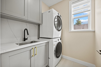 Primary Bedroom Photo of 2 5115 Buxton Street, Burnaby, BC