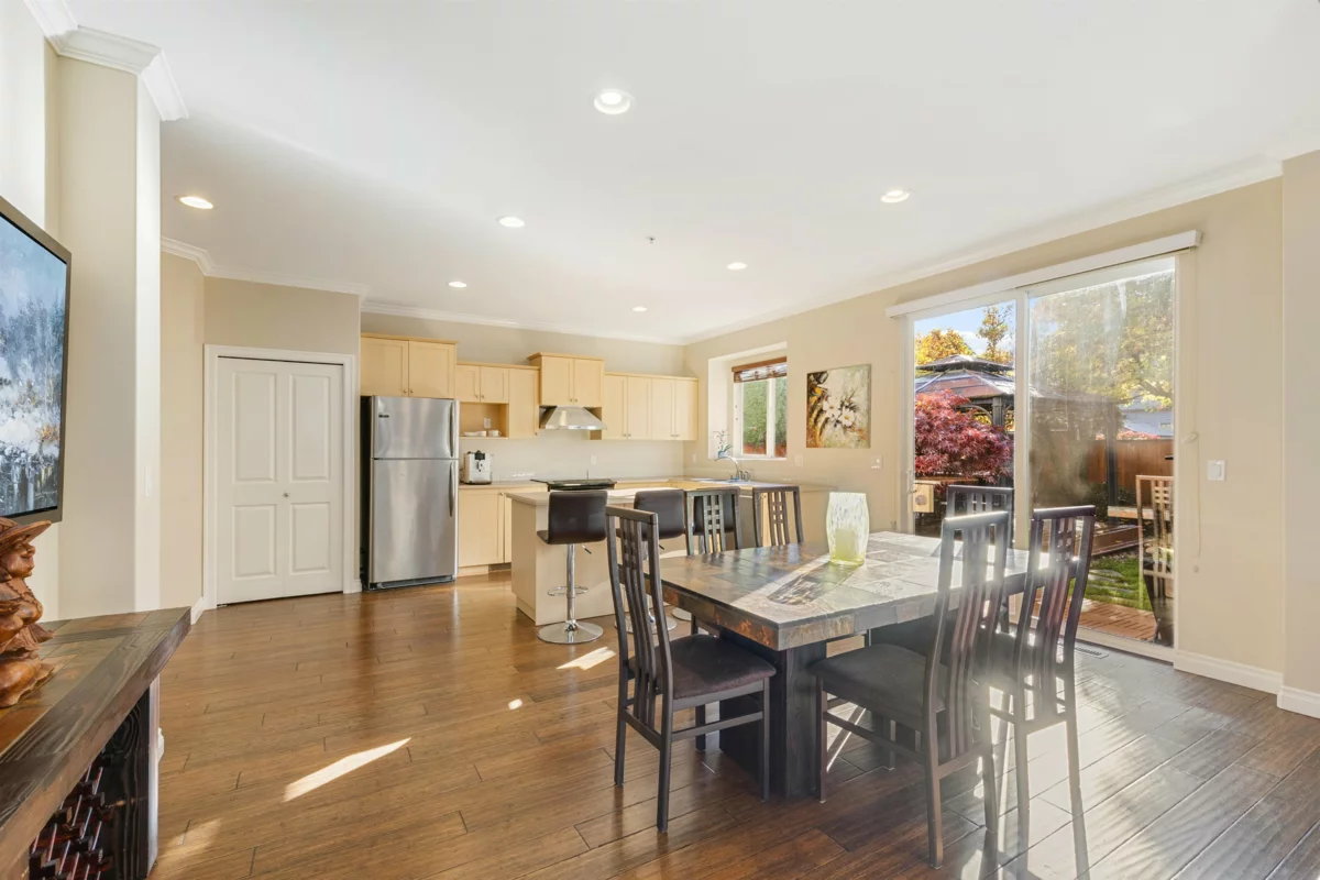 Kitchen Photo of 1078 Euphrates Crescent, Port Coquitlam, BC