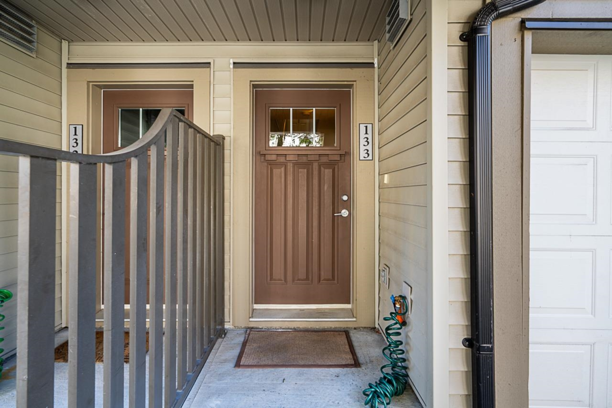 Family Room Photo of 133 2501 161a Street, Surrey, BC