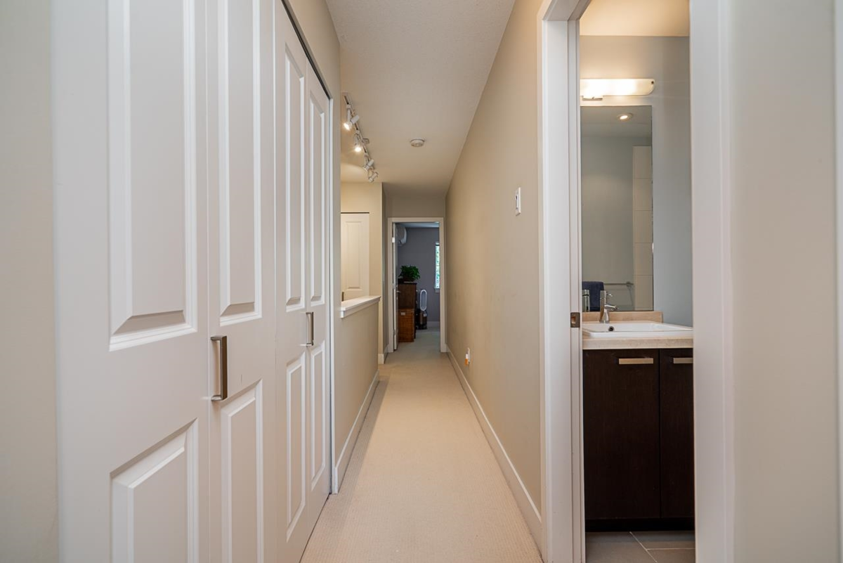 Laundry Room Photo of 133 2501 161a Street, Surrey, BC