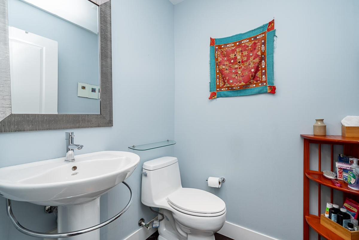 Primary Bathroom Photo of 133 2501 161a Street, Surrey, BC