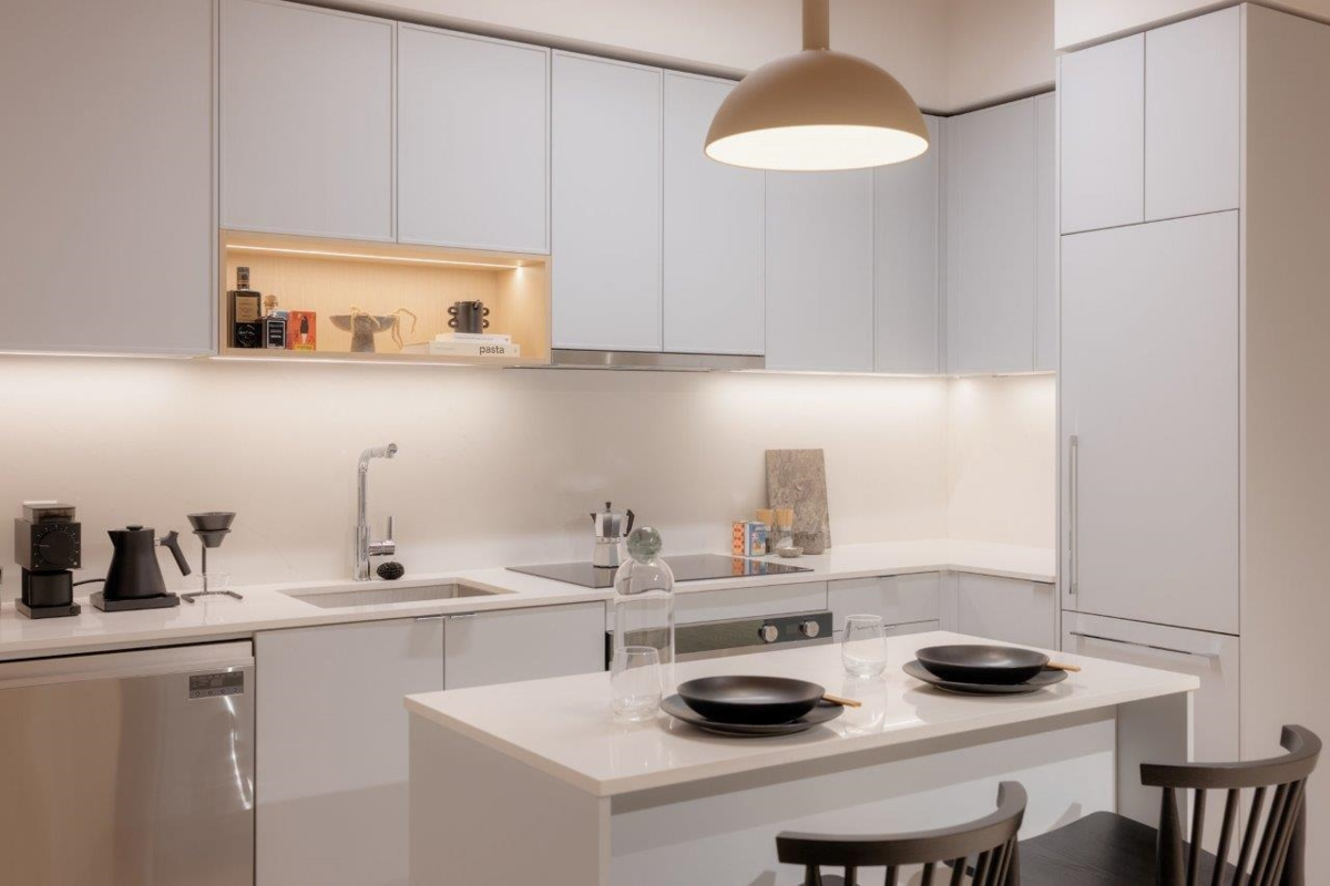 Living Room Photo of 308 3633 Willingdon Avenue, Burnaby, BC