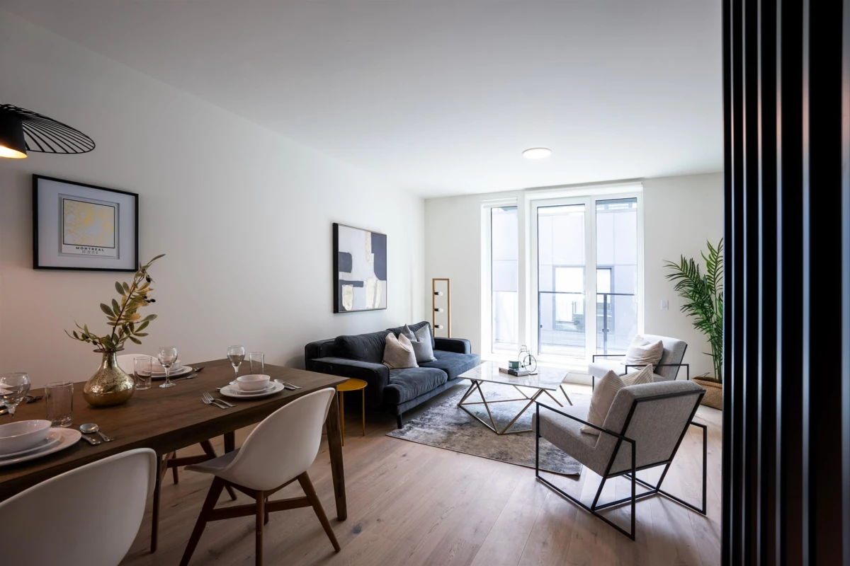 Breakfast Nook Photo of TH8 610 E 3rd Street, North Vancouver, BC