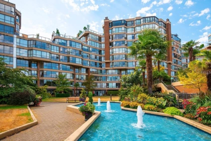 408 1470 Pennyfarthing Drive, Vancouver, BC, Vancouver — Apartment/Condo for sale