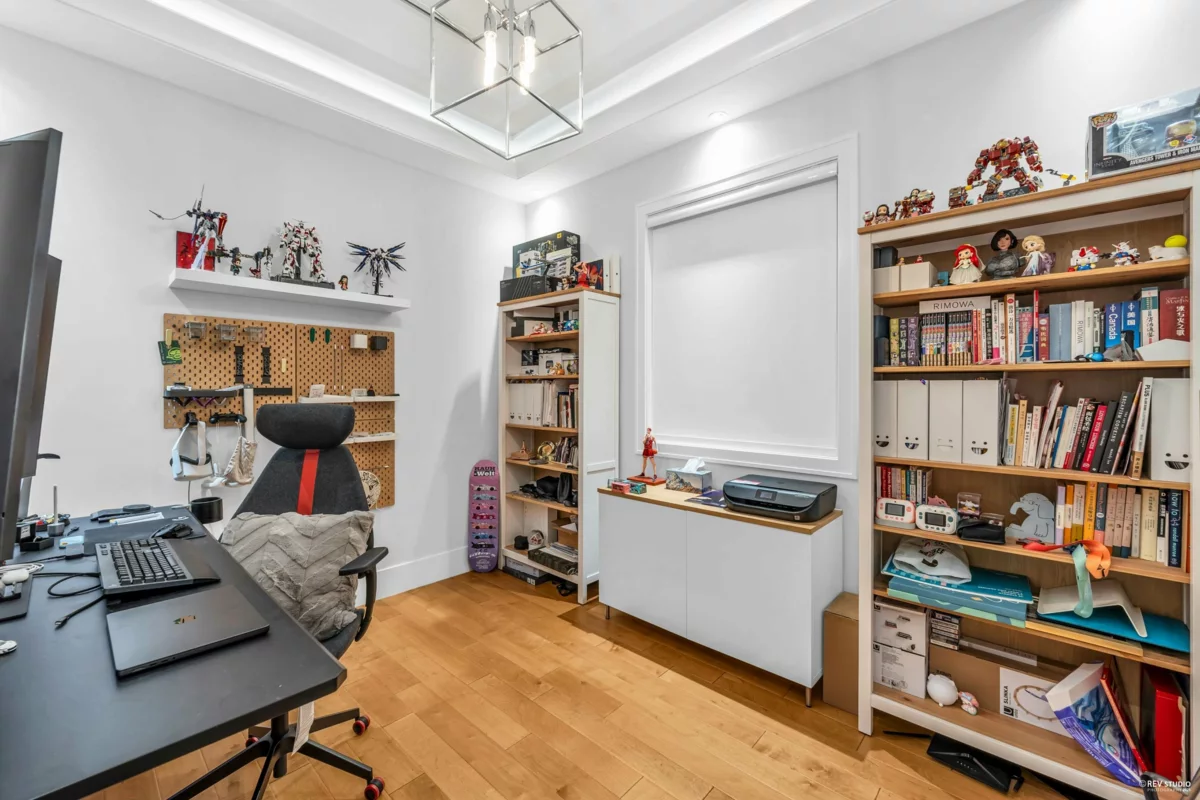 Primary Bathroom Photo of 6640 Goldsmith Drive, Richmond, BC