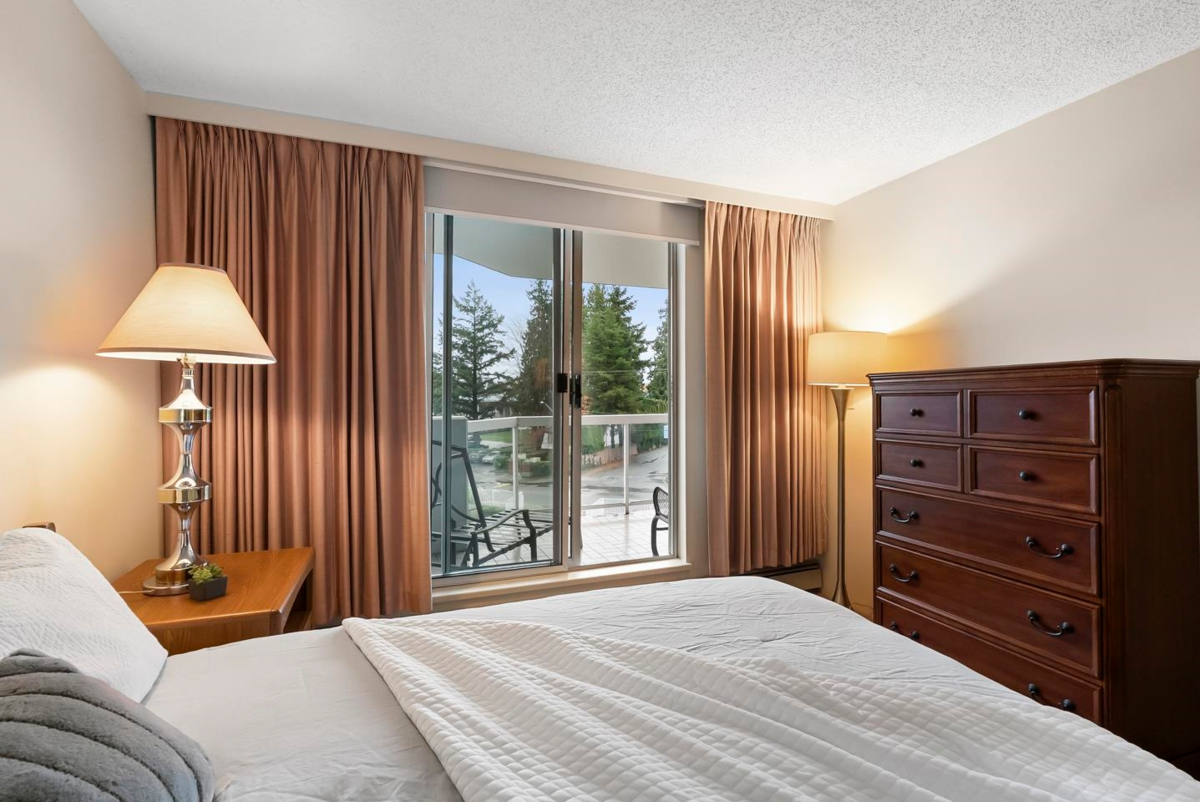 Guest Bathroom Photo of 308 11881 88 Avenue, Delta, BC