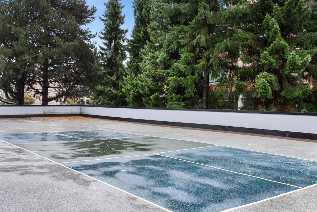 Hot Tub / Spa Photo of 308 11881 88 Avenue, Delta, BC