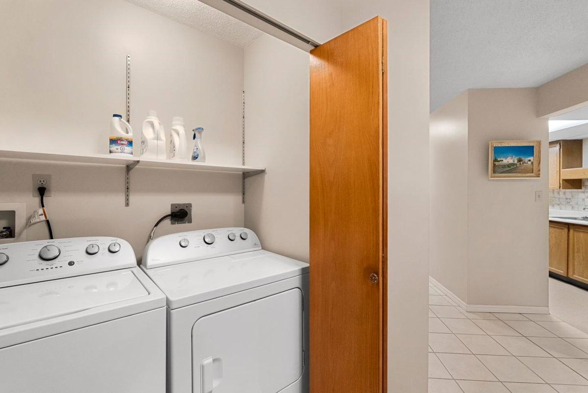 Mudroom Photo of 308 11881 88 Avenue, Delta, BC