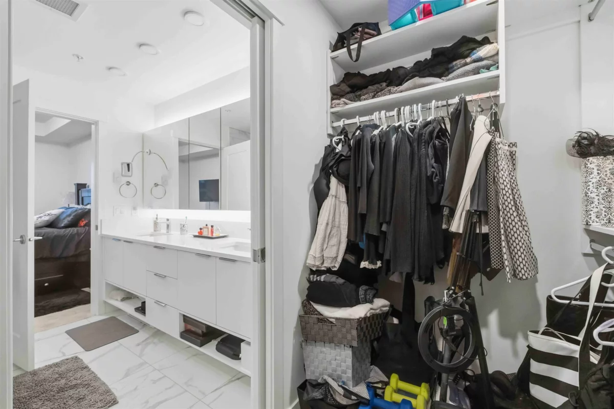 Backyard Photo of 415 22633 Selkirk Avenue, Maple Ridge, BC