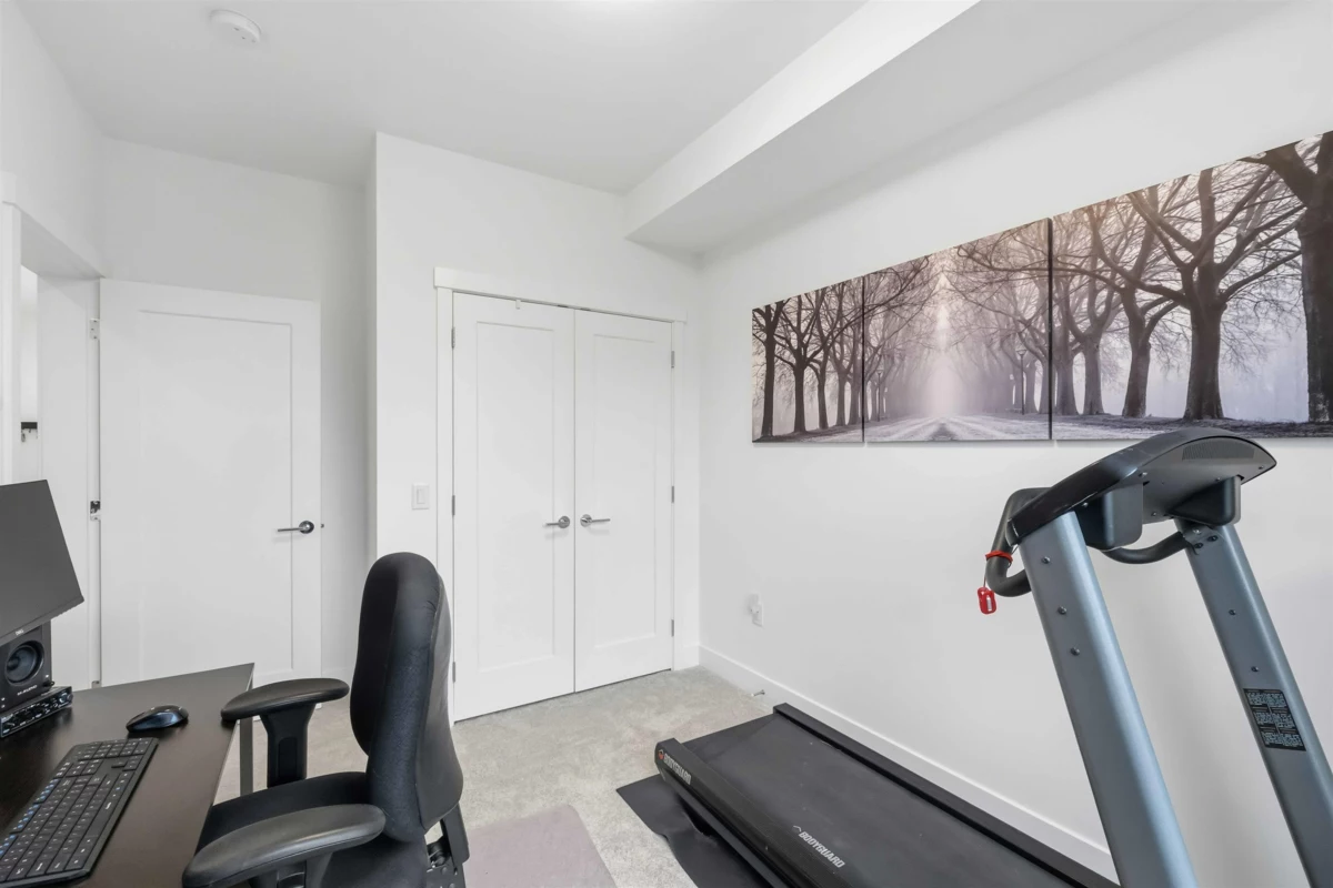 Basement Recreation Room Photo of 415 22633 Selkirk Avenue, Maple Ridge, BC