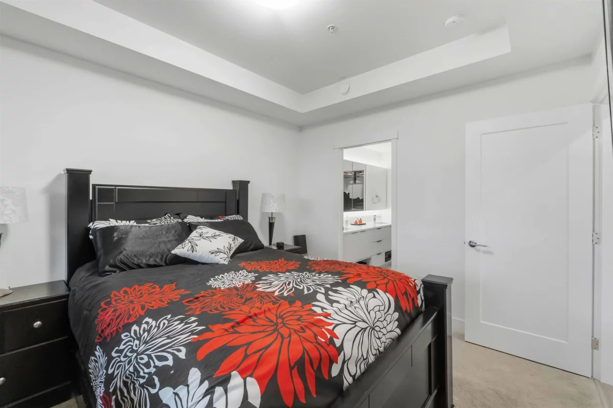 Hallway Photo of 415 22633 Selkirk Avenue, Maple Ridge, BC