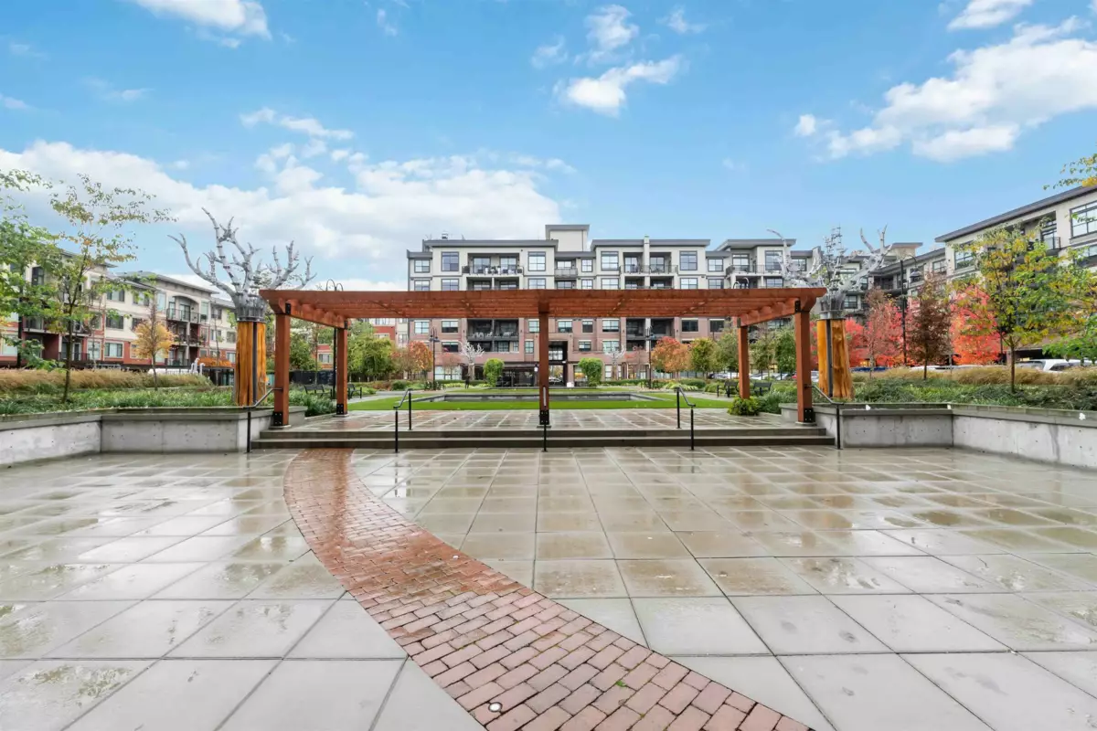 Outdoor Kitchen Photo of 415 22633 Selkirk Avenue, Maple Ridge, BC
