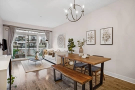 303 733 W 14 Street, North Vancouver, BC