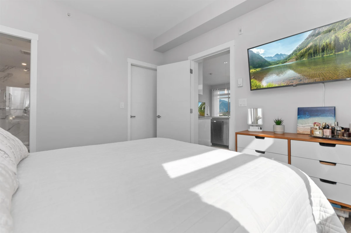 Mudroom Photo of 504 45562 Airport Road, Chilliwack, BC