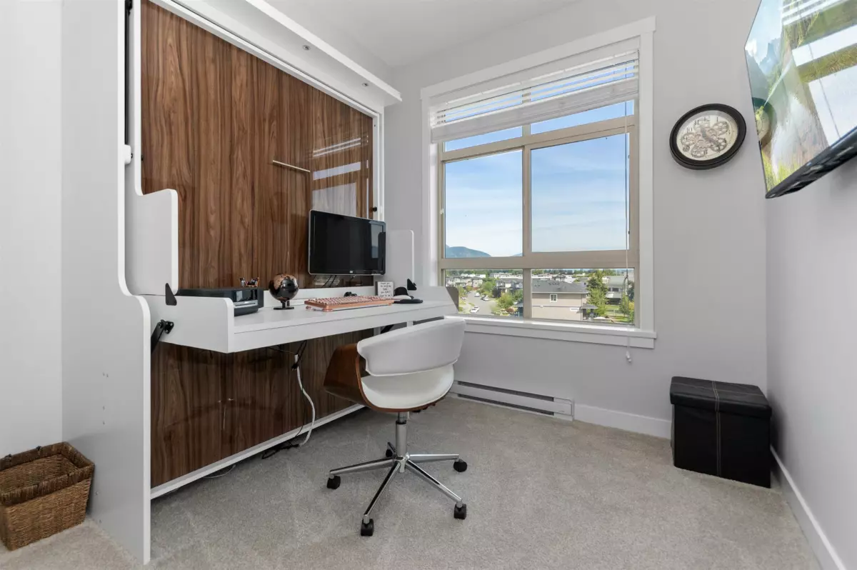 Pantry Photo of 504 45562 Airport Road, Chilliwack, BC