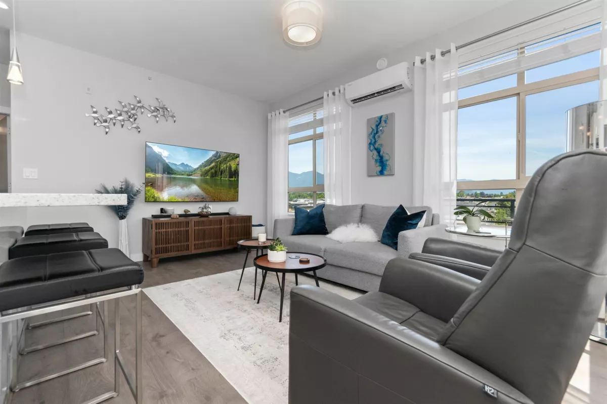 Primary Bathroom Photo of 504 45562 Airport Road, Chilliwack, BC