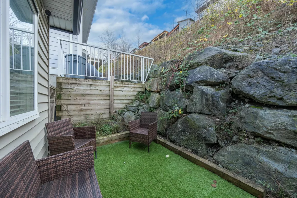 Front Yard Photo of 46874 Sylvan Drive, Chilliwack, BC