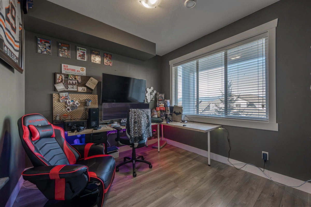 Hallway Photo of 46874 Sylvan Drive, Chilliwack, BC