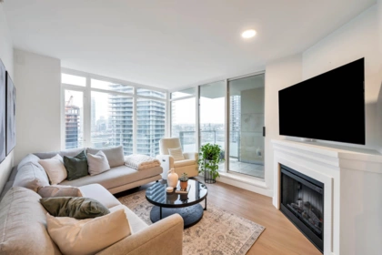 2201 2133 Douglas Road, Burnaby, BC, Burnaby — Apartment/Condo for sale