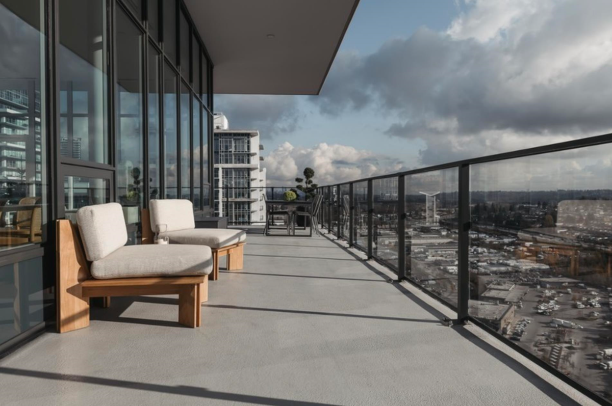 Primary Bathroom Photo of 2601 2425 Alpha Avenue, Burnaby, BC