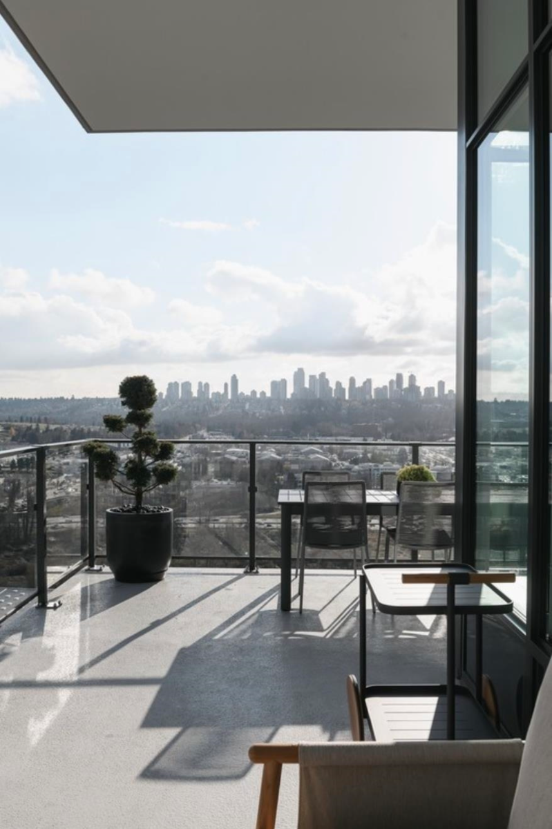 Walk-In Closet Photo of 2601 2425 Alpha Avenue, Burnaby, BC