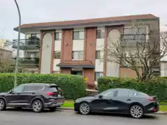 208 214 E 15th Street, North Vancouver, BC