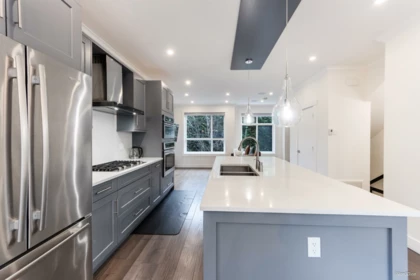Pantry Photo of 3 15885 16 Avenue, Surrey, BC