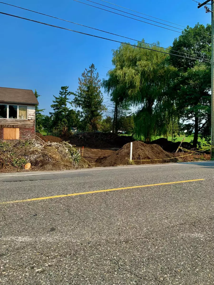 Primary Bathroom Photo of 49539 Prairie Central Road, Chilliwack, BC