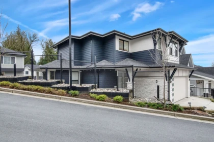 Garden / Landscaping Photo of 38 4217 Old Clayburn Road, Abbotsford, BC