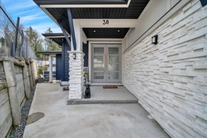 Staircase Photo of 38 4217 Old Clayburn Road, Abbotsford, BC