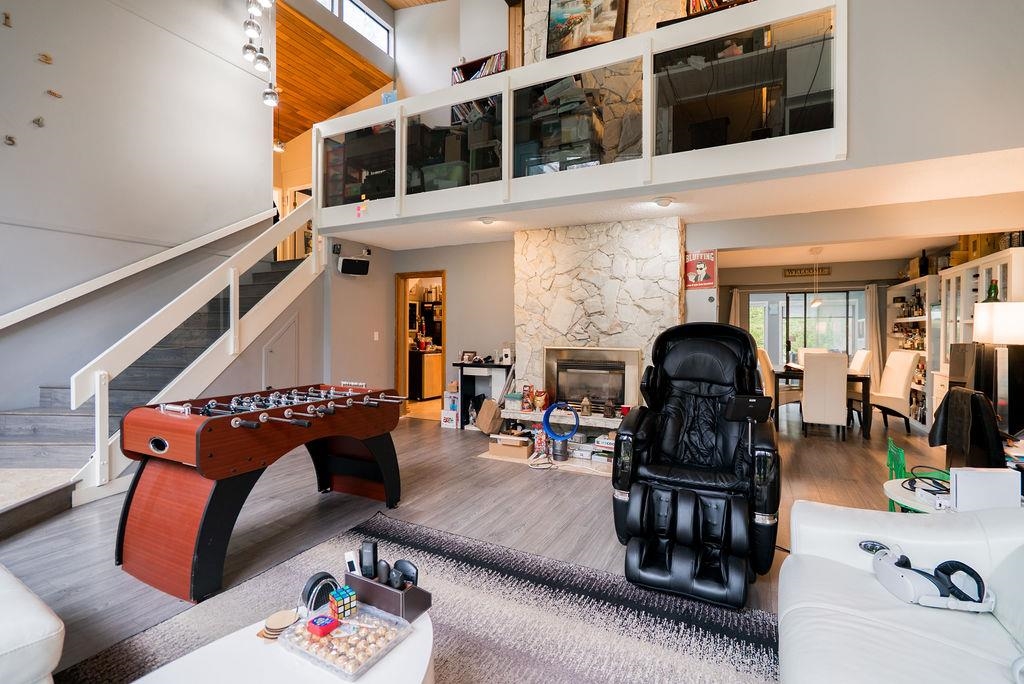 Mudroom Photo of 2525 Norcrest Court, Burnaby, BC