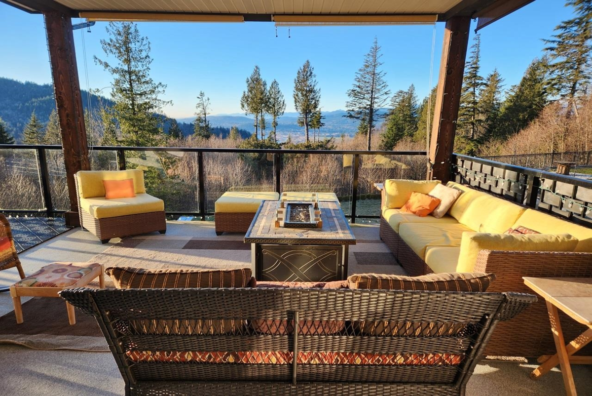 Primary Bathroom Photo of 12 37885 Bakstad Road, Abbotsford, BC
