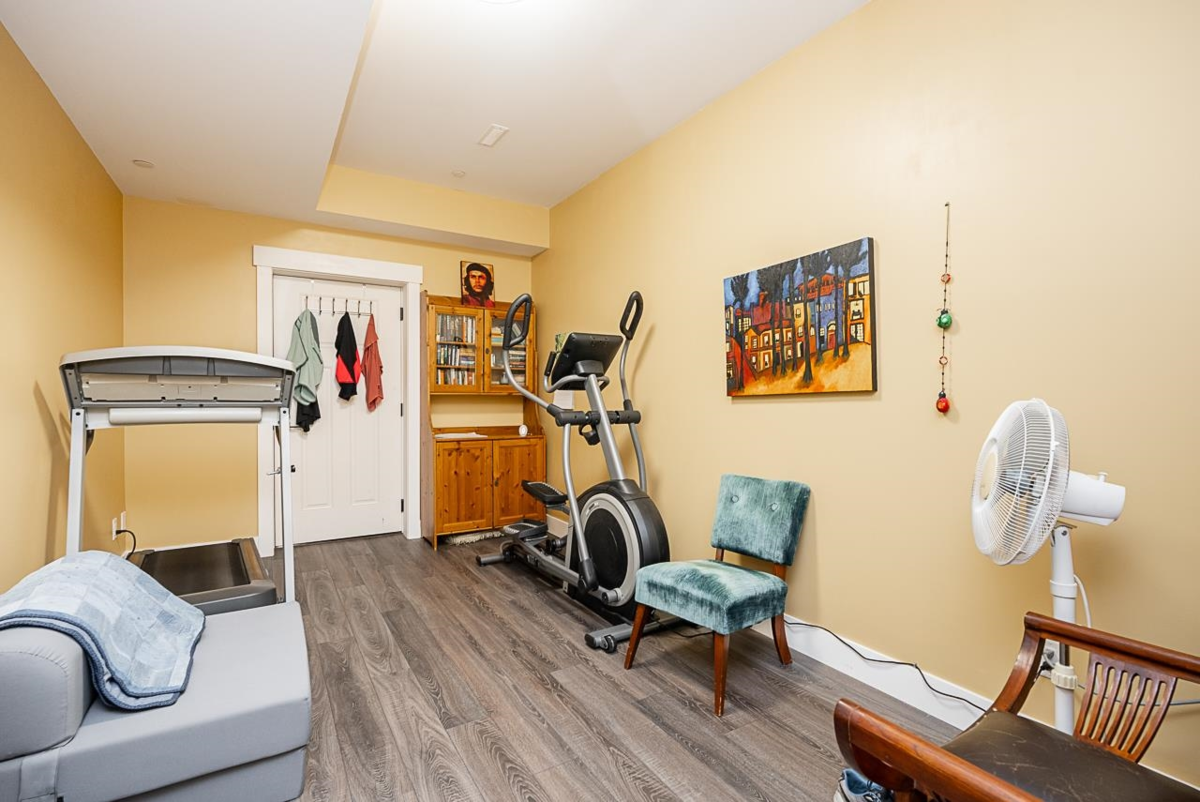 Swimming Pool Photo of 12 37885 Bakstad Road, Abbotsford, BC